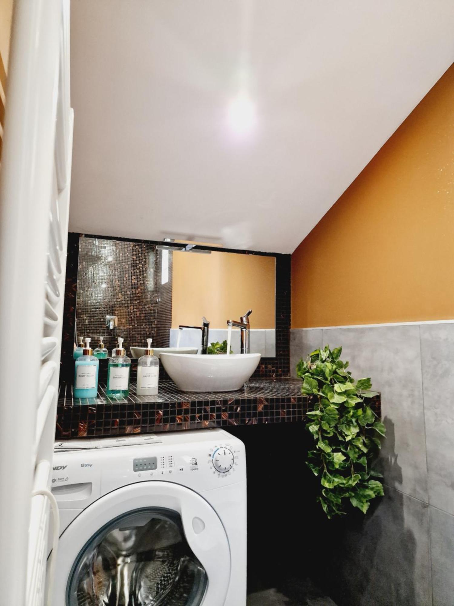Apartment Homeholidaysanremo - Luxe & Glamour